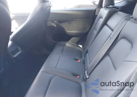 2024 Tesla Model Y Long Range Dual Motor All-Wheel Drive из США, поврежденный, VIN 7SAYGDEE8RA239384